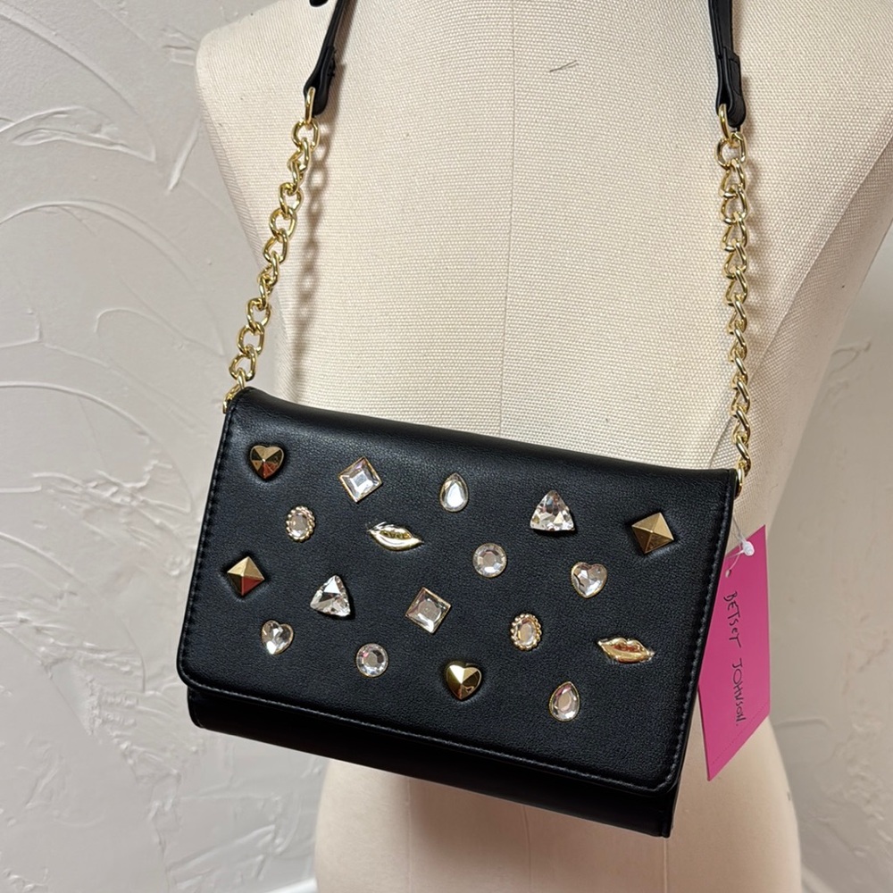 Luv Betsey Johnson Black Crossbody Purse - Picture 1 of 16